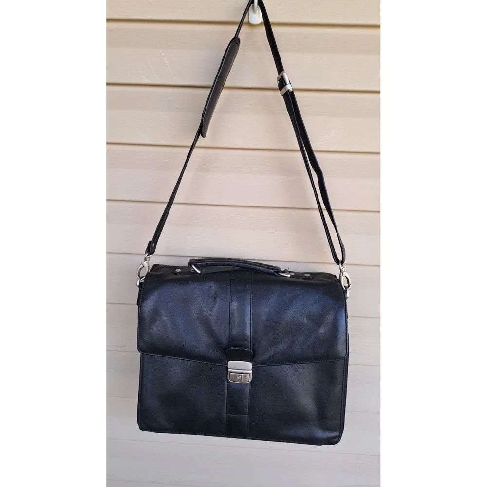 Wilsons Leather Pelle Studio Black Leather Briefcase Messenger Bag Work Laptop